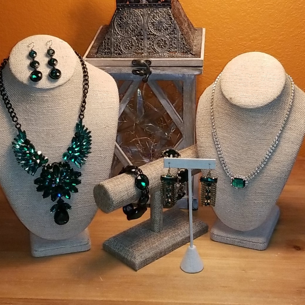 Emerald & Rhinestone Evening 6-Item Jewel Bundle!